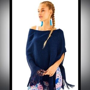 New with tags navy metallic Floreanna fringe sweater wrap